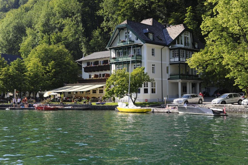 Hotel & Gasthof Fuerberg Sankt Gilgen Exteriér fotografie