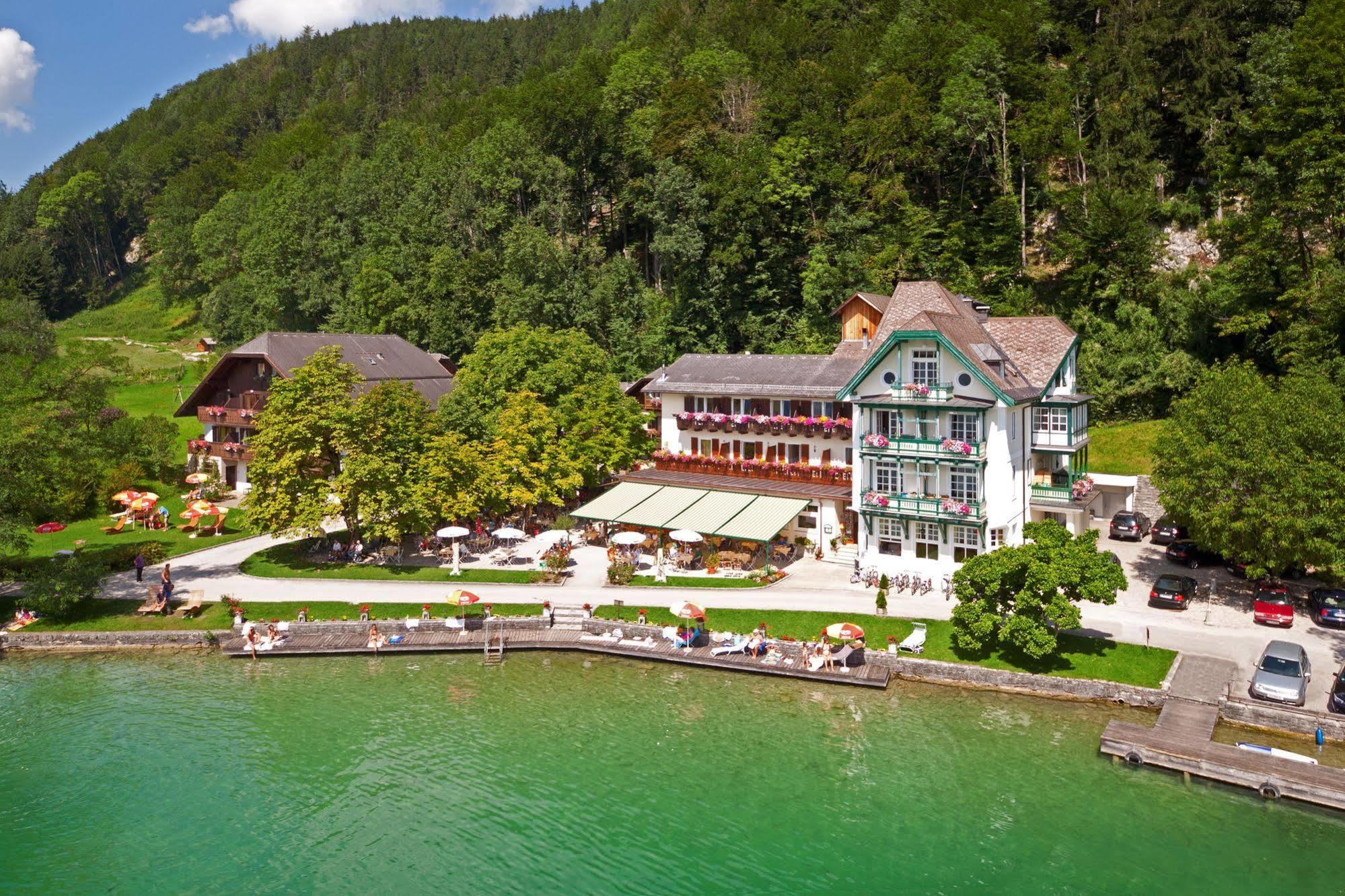 Hotel & Gasthof Fuerberg Sankt Gilgen Exteriér fotografie